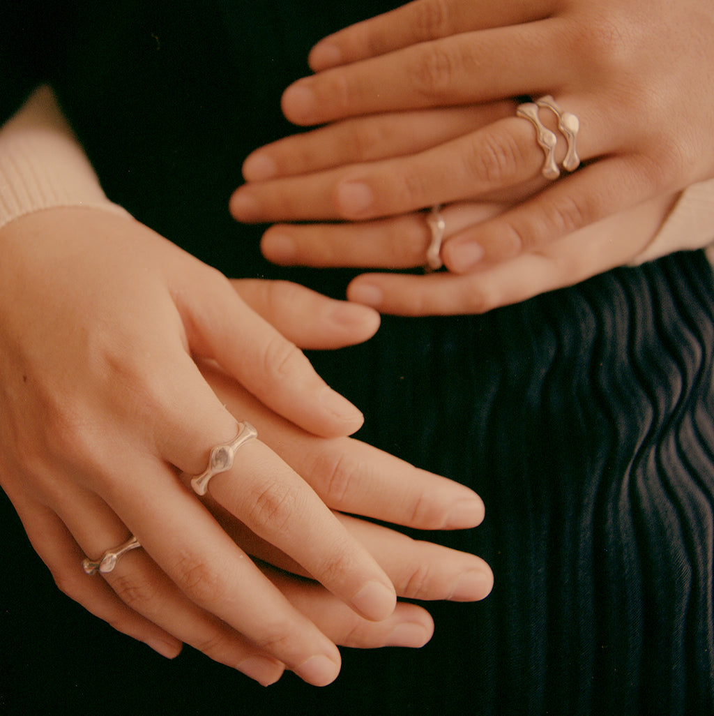 anillo de plata de forma organica