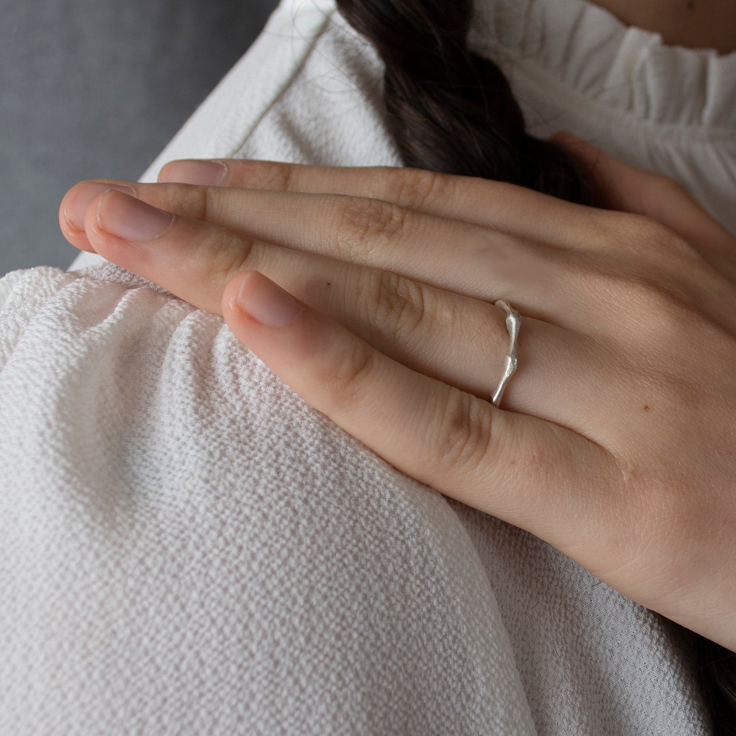 anillo pequeño de plata